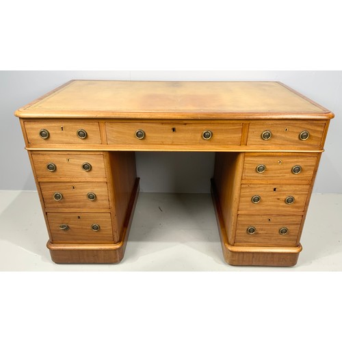 541 - VICTORIAN MAHOGANY TWIN PEDESTAL DESK WITH TOOLED LEATHER WRITING SURFACE