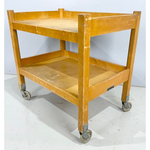 570 - LOCKHART INDUSTRIAL / WORK TROLLEY 89cm x 58cm