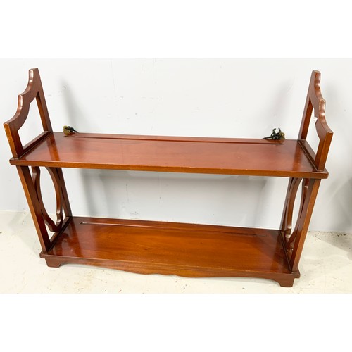 567 - 1 WOODEN DISPLAY SHELF  WIDTH 70cm AND A TABLE MIRROR