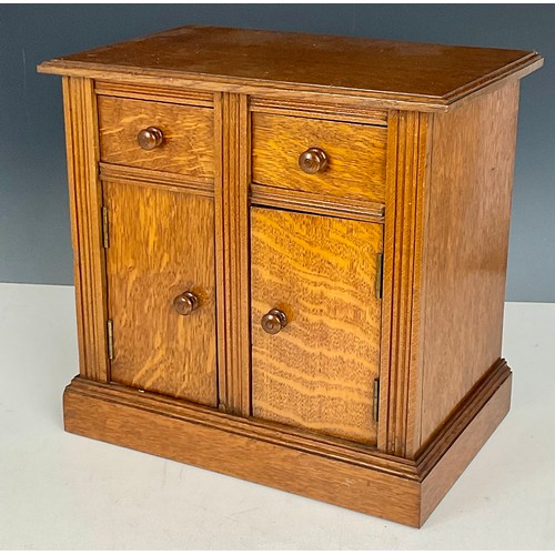 333 - OAK TABLE TOP CABINET