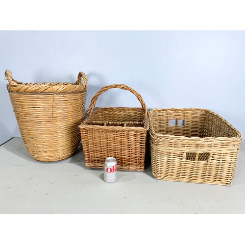 386 - QUANTITY OF BASKETS  INC LOG BASKET HAMPER BASKET TALLEST 54cm (5)