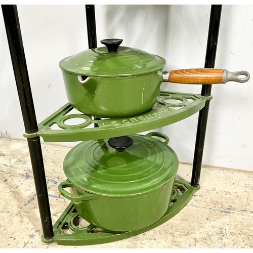 380 - LE CREUSET GREEN PAN AND CASSEROLE SET ON STAND