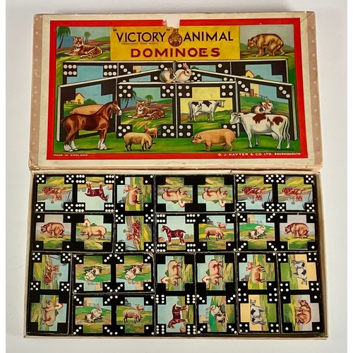 40 - FIVE VICTORY WOODEN JIGSAWS, TRUMPTON DOMINOES AND VICTORY ANIMAL DOMINOES