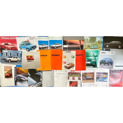 13 - BOX OF CAR BROCHURES, CHEVROLET, VOLVO, PEUGEOT, HONDA, DAIHATSU, A LARGE SELECTION OF ASSORTED MAKE... 