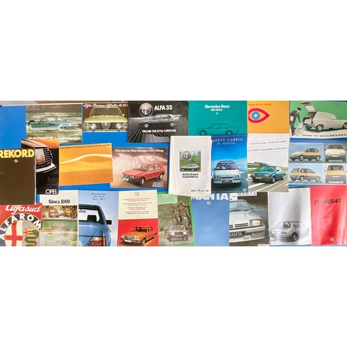 13 - BOX OF CAR BROCHURES, CHEVROLET, VOLVO, PEUGEOT, HONDA, DAIHATSU, A LARGE SELECTION OF ASSORTED MAKE... 