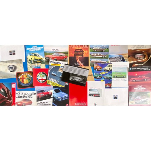 13 - BOX OF CAR BROCHURES, CHEVROLET, VOLVO, PEUGEOT, HONDA, DAIHATSU, A LARGE SELECTION OF ASSORTED MAKE... 