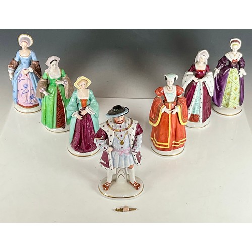 154 - HENRY VIII AND SIX WIVES SITZENDORF FIGURINES. (King Henry sadly A/F)