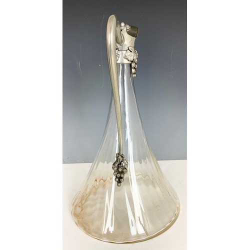 263 - CLARET JUG WITH SILVER PLATED MOUNT 32cm TALL