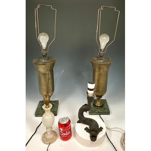 290 - A PAIR OF BRASS PEDESTAL TRENCH ART TABLE LAMPS ON MARBLE BASES T/W A SMALL MARBLE LAMP AND A MODERN... 