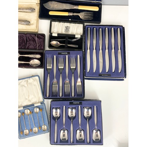 301 - QUANTITY OF BOXED CUTLERY INC SILVER PLATED FISH SERVERS, ONEIDA FROSTFIRE KNIVES, FORKS & SPOONS