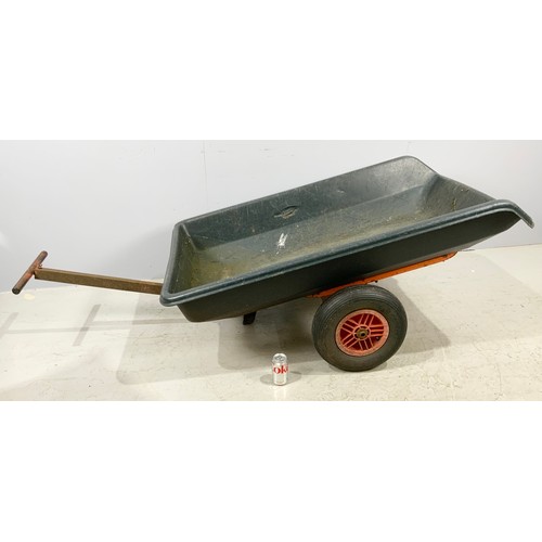 490 - LARGE WHEELBARROW / MUCK BARROW