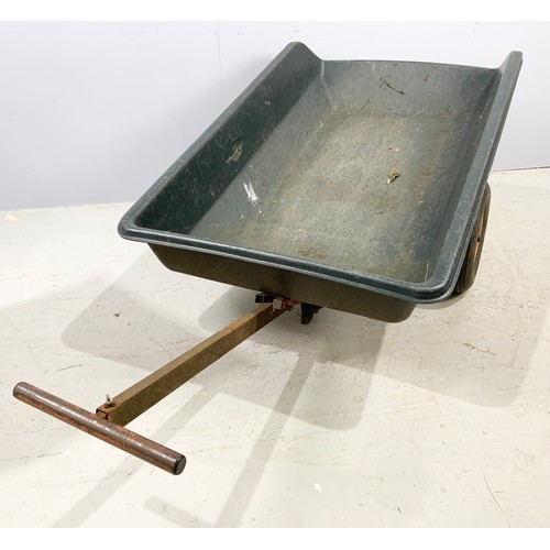 490 - LARGE WHEELBARROW / MUCK BARROW