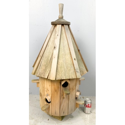 499 - DOVE COTE  85cm TALL