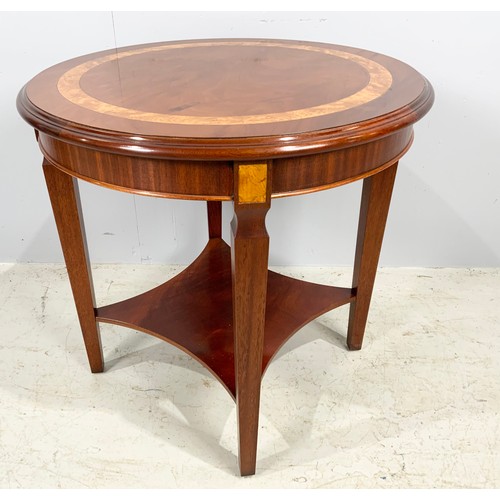 580 - ROUND TOP REPRODUCTION OCCASIONAL TABLE 72cm DIAMETER