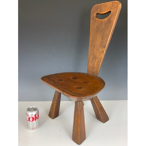 626 - OAK SPINNING STOOL