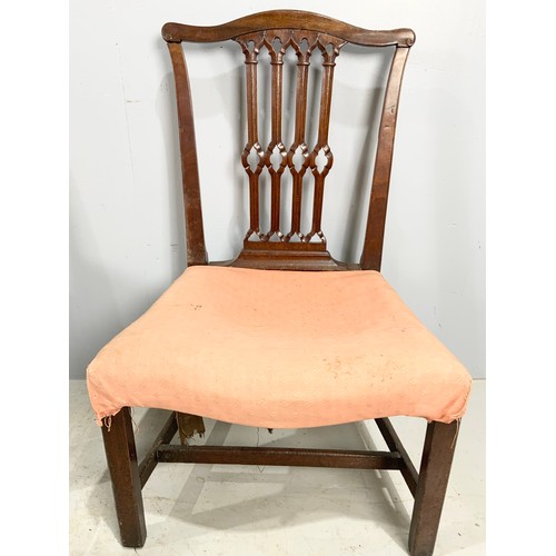 534 - CHIPPENDALE STYLE DINING CHAIR TOGETHER WITH FOUR OTHERS