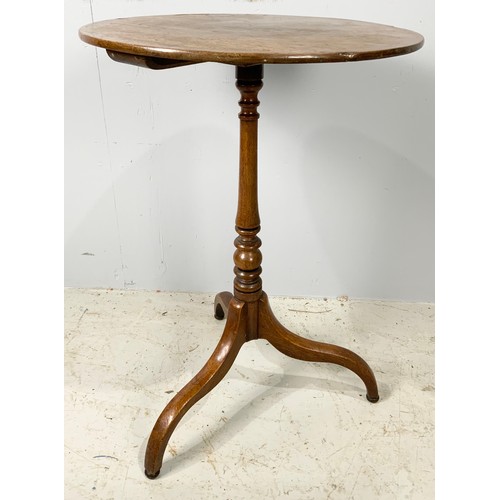 597 - ANTIQUE MAHOGANY WINE TABLE ON TRIPOD BASE  50cm DIAME