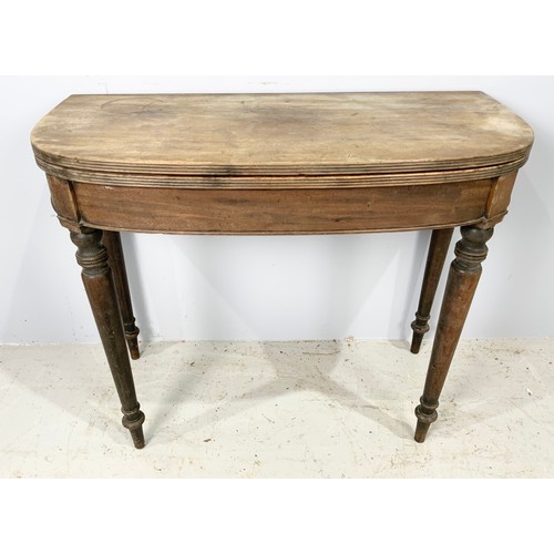 631 - ANTIQUE MAHOGANY TEA TABLE