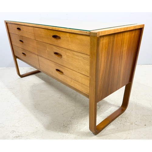 615 - MID / LATE CENTURY UNIFLEX CHEST OF  6 DRAWERS WIDTH 132cm