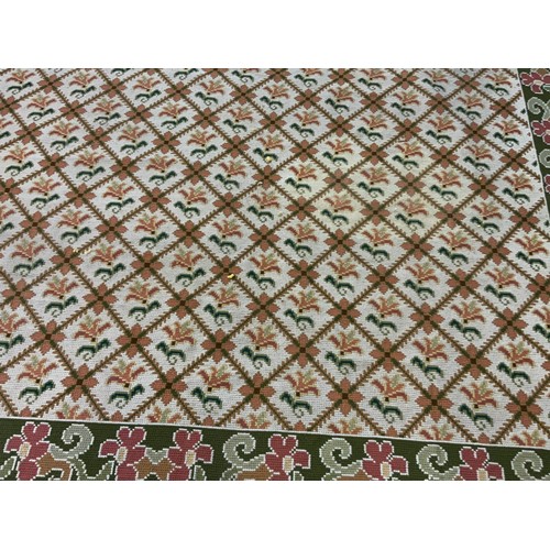 670 - LARGE CREAM &  GREEN  GROUND CARPET  460cm x 344cm