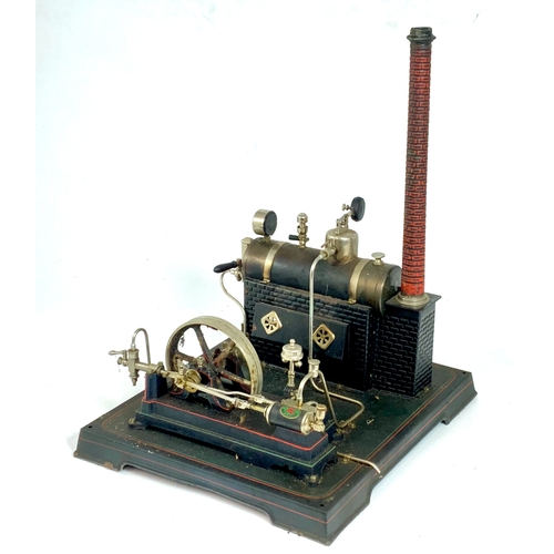 245 - LIVE STEAM PLANT, BOILER AND DRIVING WHEEL ON PLATFORM, DC MODELS, MADE IN GERMANY