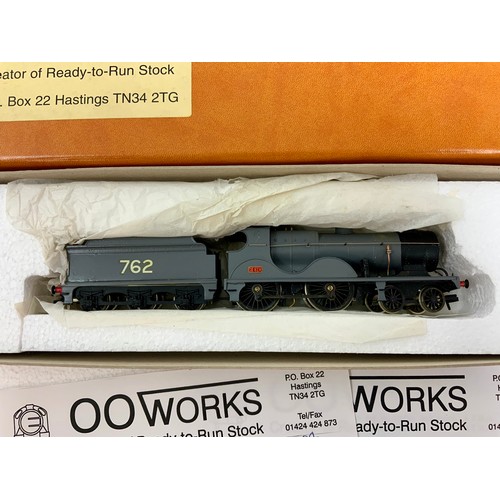 511 - 00 WORKS, BOXED 00 GAUGE HAND BUILT SPECIALIST MODEL, SECR 4-4-0 L CLASS 762 IN UTILITY GREY