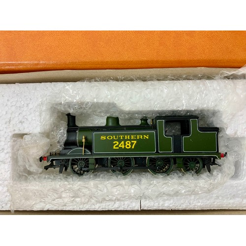 521 - 00 WORKS, BOXED 00 GAUGE HAND BUILT SPECIALIST MODEL, 0-6-2T CLASS E4 SOUTHERN RAILWAY 2487 LINED GR... 