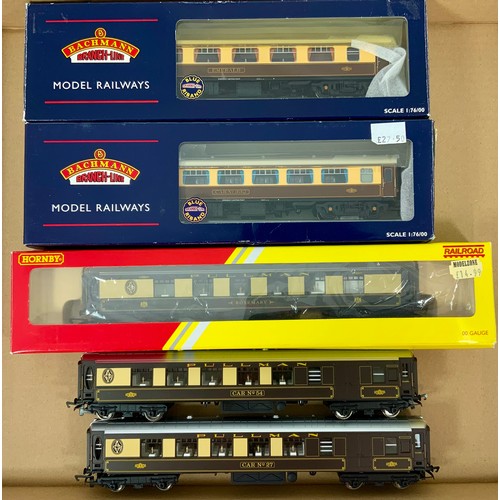 497 - PULLMAN COACHING STOCK : BACHMANN 39-300 MK1 PULLMAN WITH KITCHEN SECOND WITH LIGHTING, 39-290 MK1 P... 