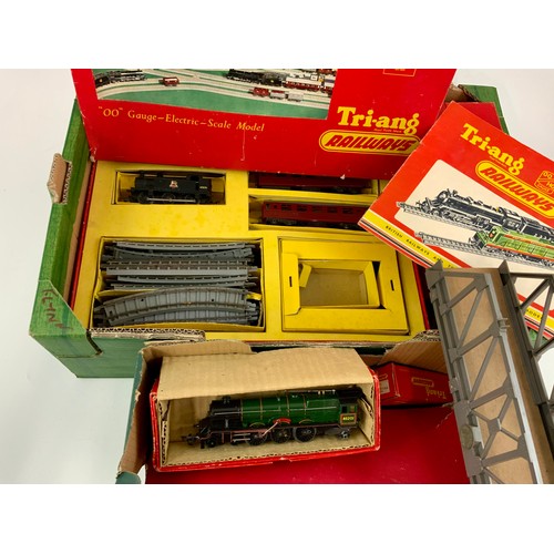 432 - TRIANG MODEL RAILWAY, BOXED R2X SET, COMPRISING JUST LOCO, JINTY 3F, 2 EARLY COACHES SOME TRACK, PLU... 