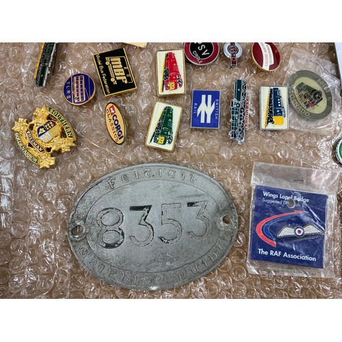 233 - COLLECTION OF AVIATION BADGES, 20 TRAIN & BUS BADGES, MINI ENAMEL STATION SIGN WOOTTON