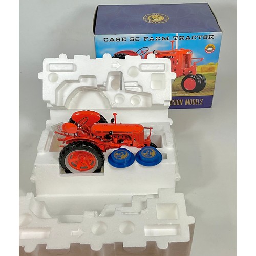 196 - FRANKLIN MINT PRECISION MODELS, 1:12 SCALE MODEL. CASE SC FARM TRACTOR. Exhaust pipe a/f