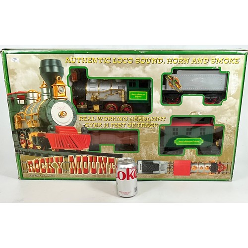 429 - BOXED ROCKY MOUNTAIN SET, BATTERY OPERATED, LOCOMOTIVE & ROLLING STOCK