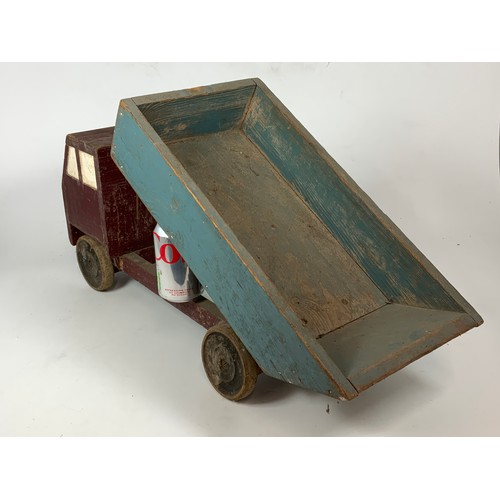 56 - VINTAGE, HOME MADE TIPPER LORRY, FODEN OR LEYLAND STYLE, APPROX 66 CM LONG