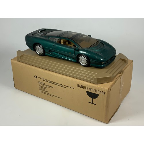 164 - MAISTO BOXED DIE CAST MODEL, 1:12 SCALE IN ORIGINAL BOX