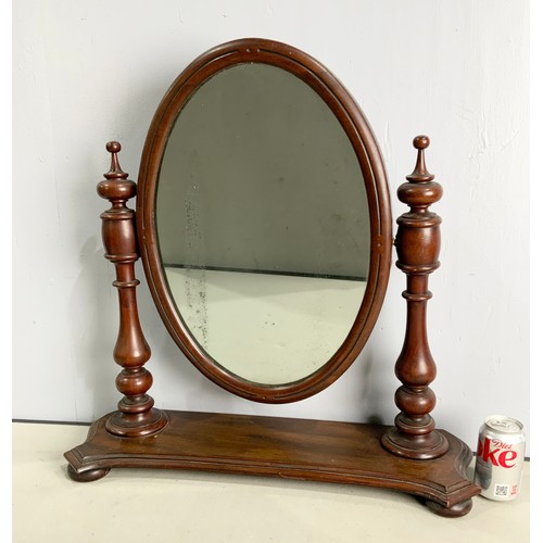 103 - OVAL DRESSING TABLE MIRROR ON STAND