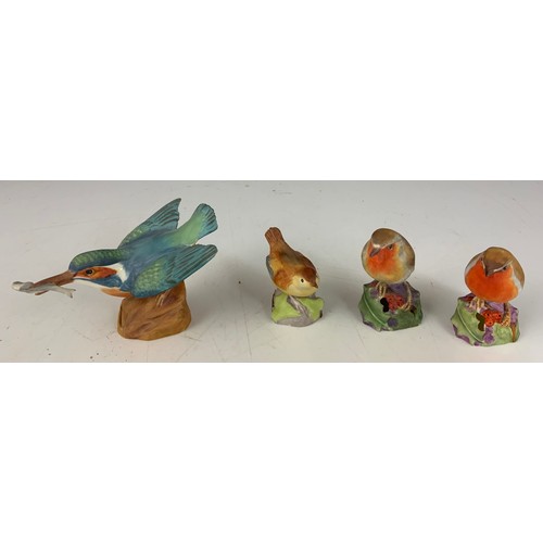 159 - LLADRO FIGURINE WITH 4 ROYAL WORCESTER BIRD MODELS INC KINGFISHER , ROBIN