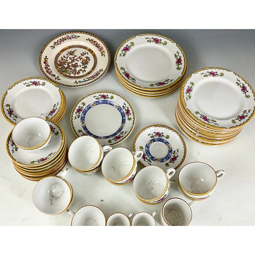 222 - ROYAL WORCESTER PORCELAIN COFFEE AND DINNER SERVICE EX ‘CASTLE HOTEL TAUNTON’