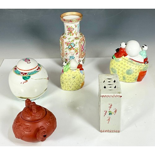 233 - TWO CHINESE PORCELAIN LAUGHING BUDDHA FIGURES WITH CHILDREN, THREE CHINESE VASES AND AN ORIENTAL TER... 