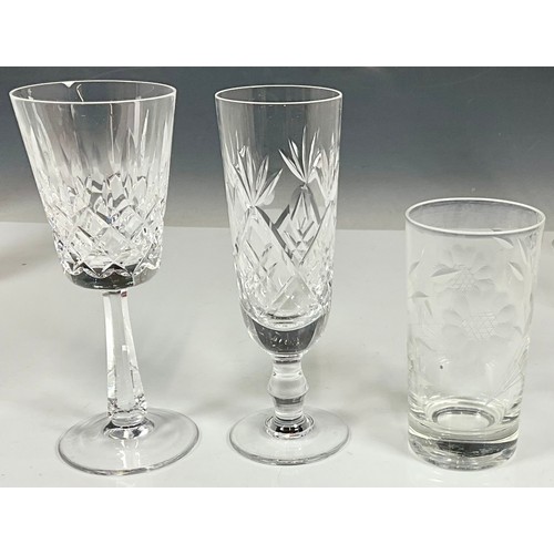 289 - SIX ETCHED GLASSES TOGETHER WITH THREE GALWAY GLASS WINES WITH OCTAGONAL STEMS AND THREE FLUTES