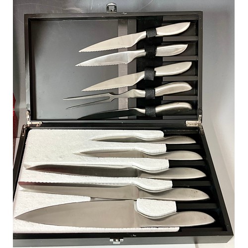 326 - CASED SET OF SWEDISH CUTLERY AND A SET OF CHEF’S KNIVES