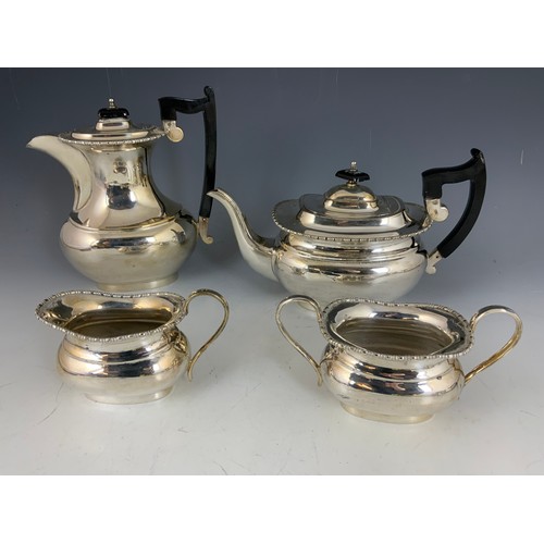 333 - VINERS SILVER PLATED 4 PIECE TEA SERVICE, 2 MAPPIN & WEBB SILVER PLATED TAZZA / COMPORTS & 2 SILVER ... 