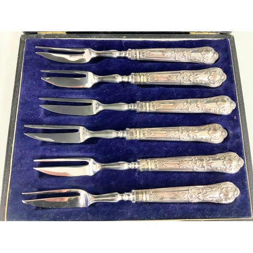 327 - CASED CUTLERY INC MOP & SILVER PLATED KNIVES & FORKS, FORKS WITH HALLMARKED HANDLES , MAPPIN& WEBB S... 