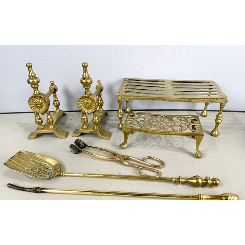 352 - TWO BRASS FIRE DOGS AND OTHER BRASSWARE & METAL WARE