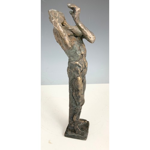 340 - FIGURE, BELIEVED TO BE BRONZE WITH FOUNDARY MARKS, LTD. ED. 28/50, APPROX. 28 cm 3060g GROSS