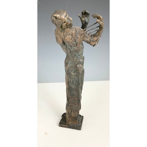 340 - FIGURE, BELIEVED TO BE BRONZE WITH FOUNDARY MARKS, LTD. ED. 28/50, APPROX. 28 cm 3060g GROSS