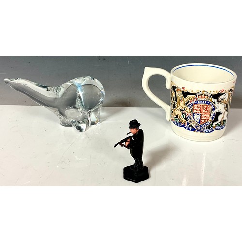 404 - MISC. ITEMS INCLUDING A GLASS POLAR BEAR PAPERWEIGHT SIGNED TO BASE AND A RUSSIAN METAL FIGURE DEPIC... 