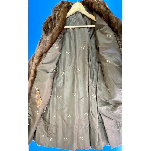 502 - VINTAGE LADIES FUR COAT WITH EMBROIDERED LINING