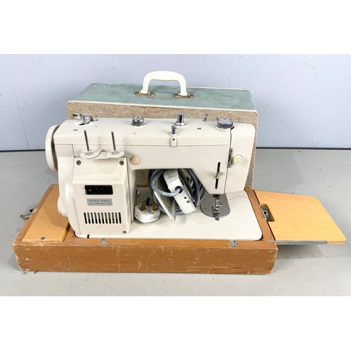 505 - JONES  M684 VINTAGE ELECTRIC SEWING MACHINE