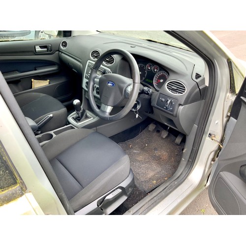 1 - FORD FOCUS HATCHBACK 1.6 ZETEC 5 DOOR, MANUAL TRANSMISSION, SILVER, FIRST REGISTERED 4TH DECEMBER, 2... 