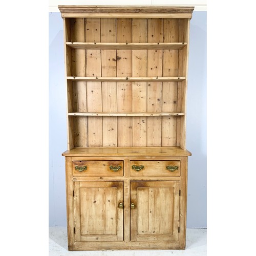 641 - PINE DRESSER